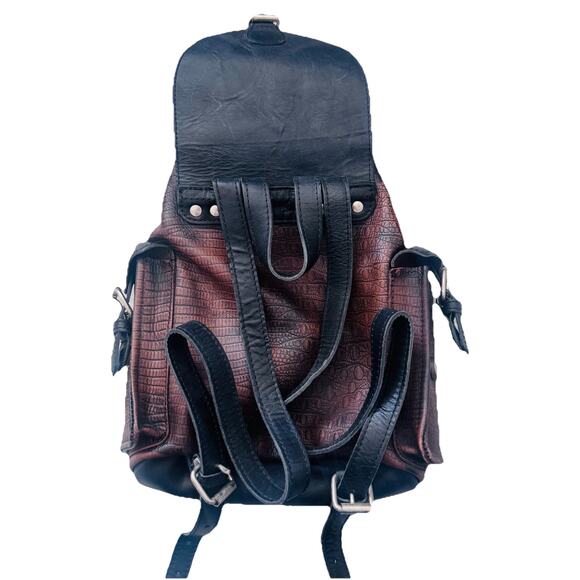 Freebird by Steven Brett Leather Backpack Croco-Embossed Drawstring - Picture 2 of 8